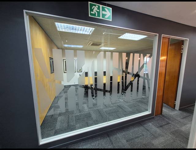 584M² OFFICE TO LET IN BRUMA